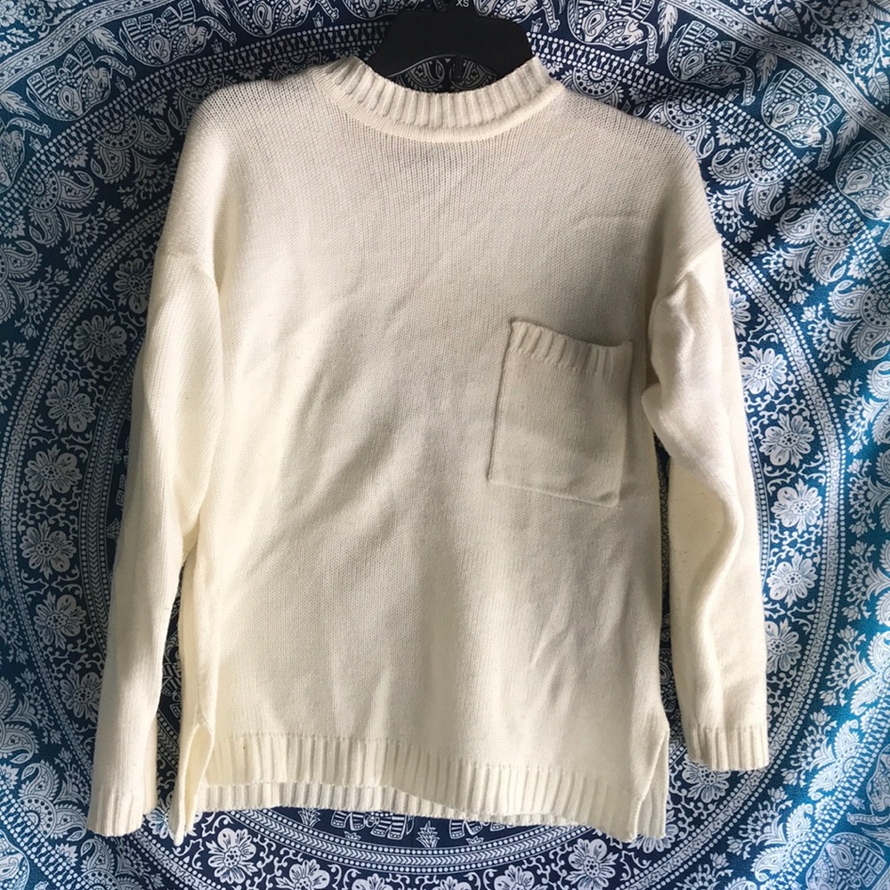 Vintage white sweater